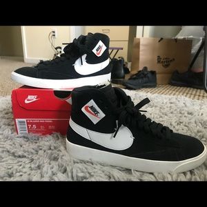 Nike Blazer Mid Rebel Women’s Sneaker